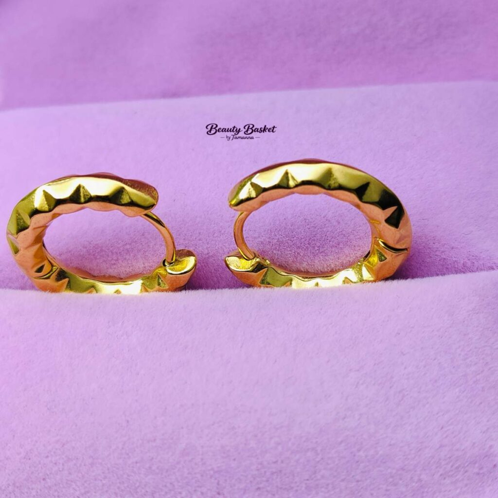 geometric hoop earrings stainless steel gold tone close view