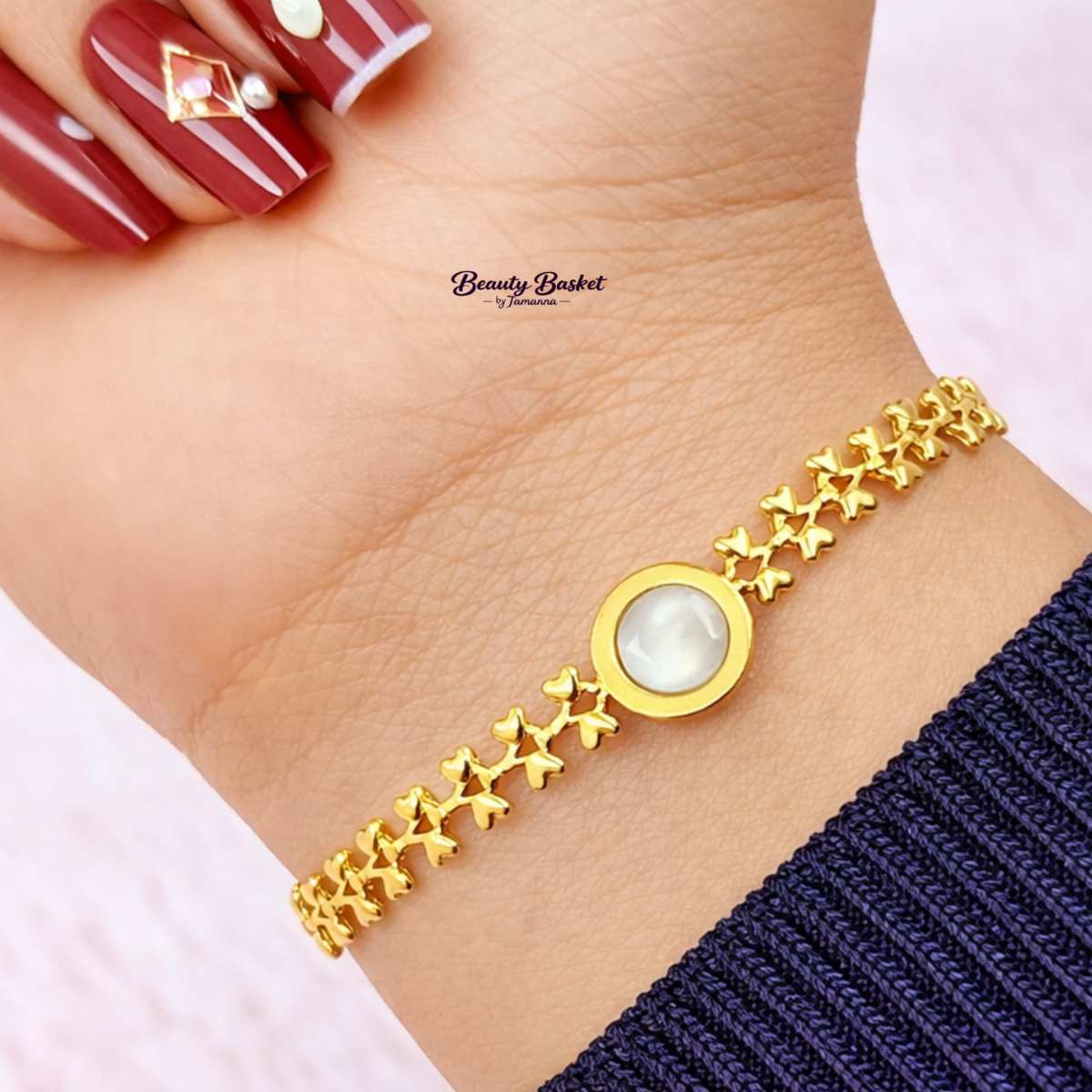Star Link Stone Bracelet stainless steel gold tone gold Star Link Stone Bracelet with white stone stainless steel elegant jewelry