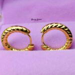 twist texture hoop earrings stainless steel gold tone close view